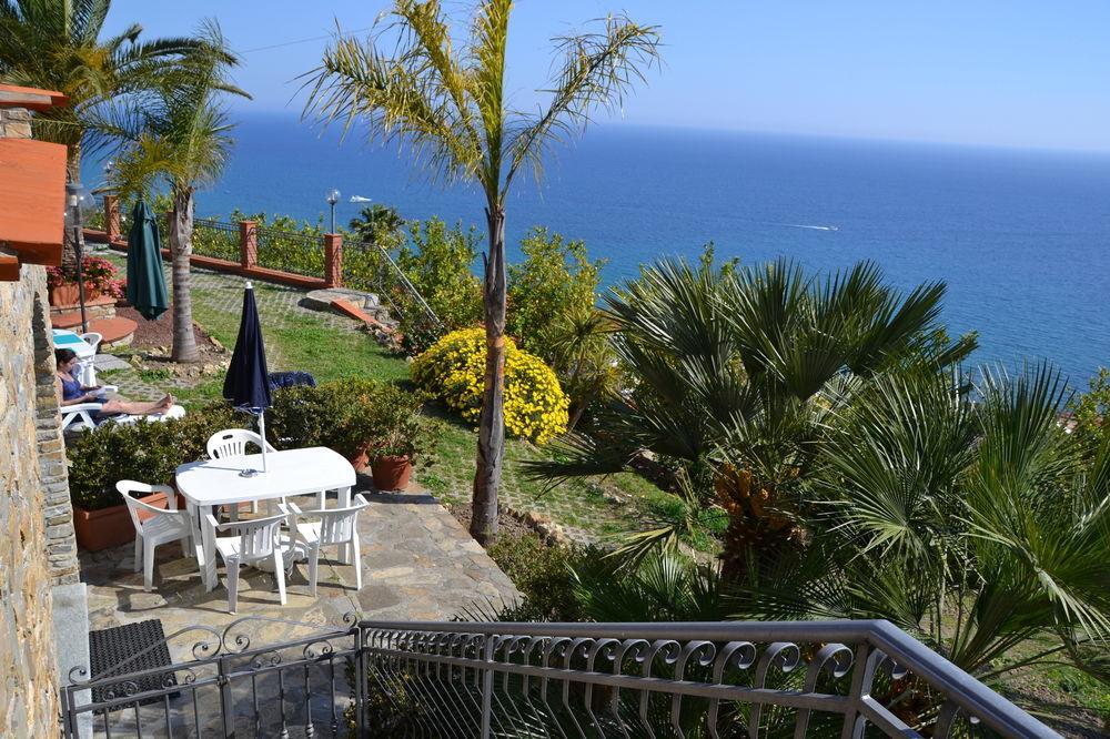 Le Terrazze Appartamenti Vacanze Sanremo Exteriér fotografie