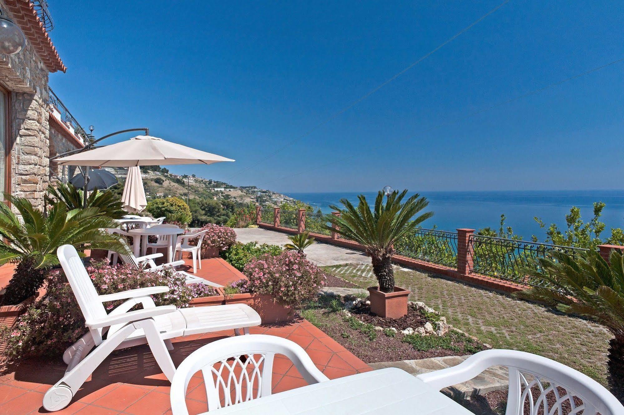 Le Terrazze Appartamenti Vacanze Sanremo Exteriér fotografie